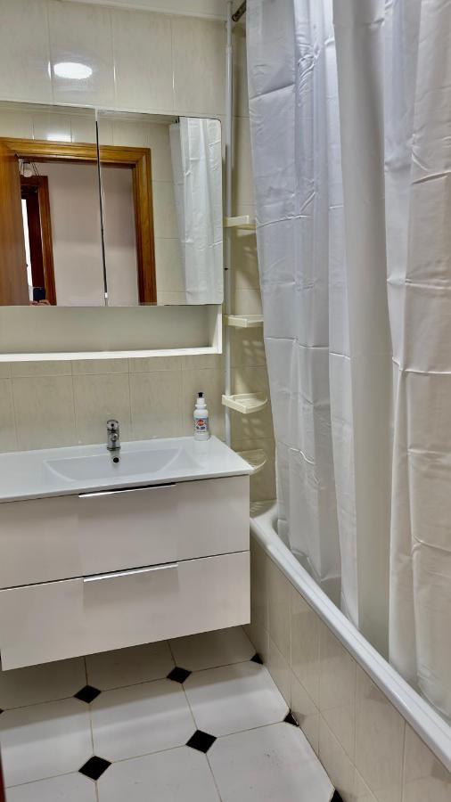 Primera Linea De Playa Y Gibraltar A 5 Minutos Apartment