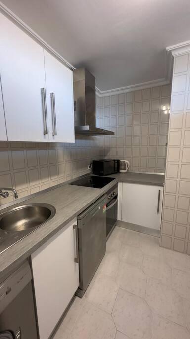 Primera Linea De Playa Y Gibraltar A 5 Minutos Appartement *