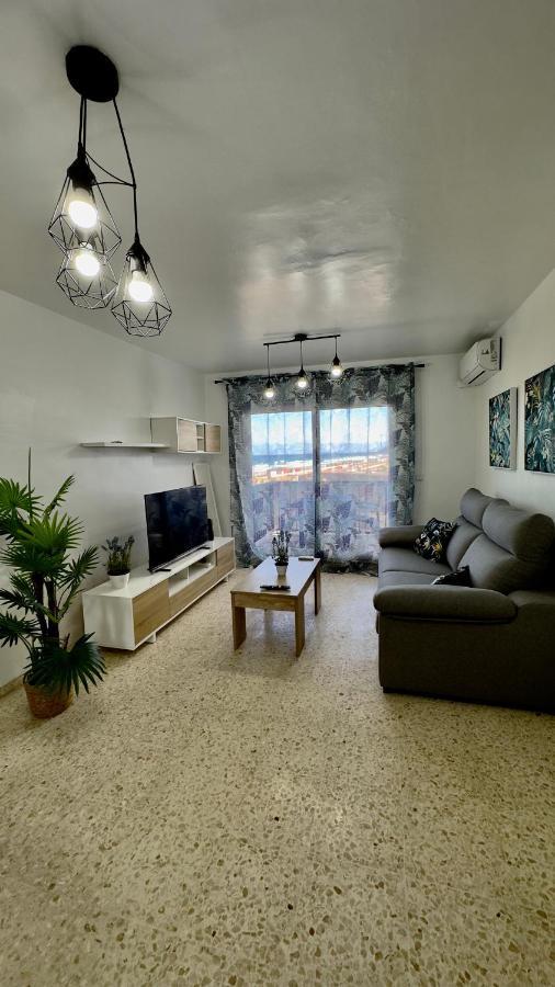 Appartement Primera Linea De Playa Y Gibraltar A 5 Minutos La Línea de la Concepción